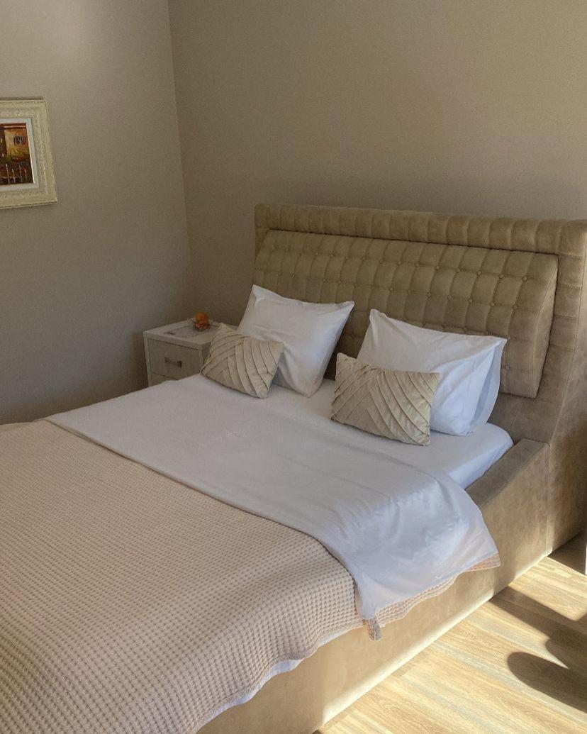 Park 1 Hotel Tirana