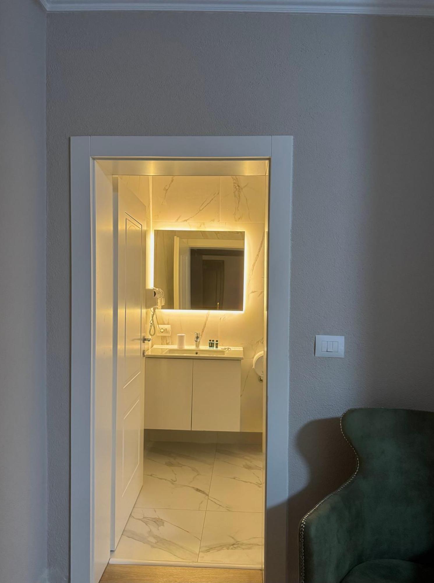 Hotel Park 1 *